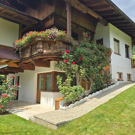 Landhaus Knoflach Neustift im Stubaital Buitenkant foto